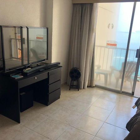 Suite En Torres Gemelas A Pie De Playa 611 Acapulco Exterior foto